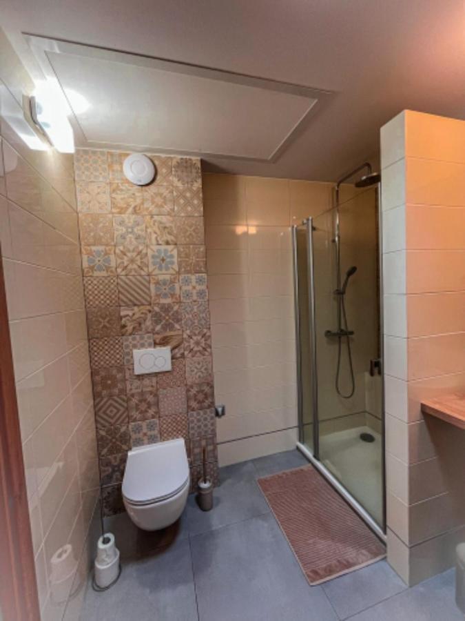 Apartman Niklan Rožnov pod Radhoštěm Buitenkant foto