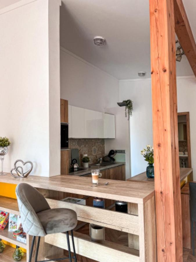 Apartman Niklan Rožnov pod Radhoštěm Buitenkant foto