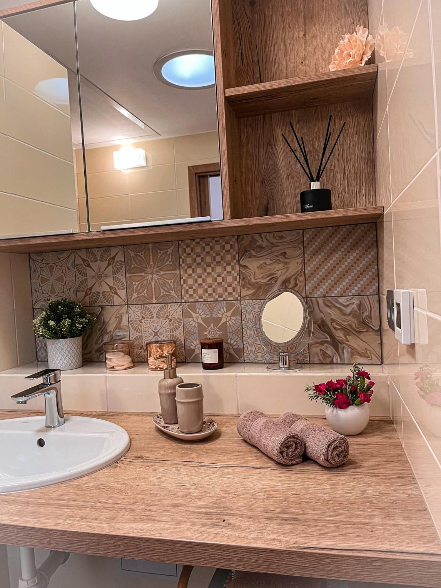 Apartman Niklan Rožnov pod Radhoštěm Buitenkant foto